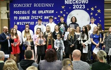 13. Zaproszenie do wspólnego wykonania ostatniej koledy