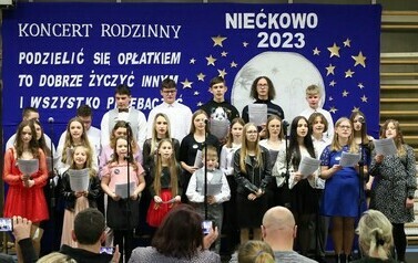 10. Chór Most the Music