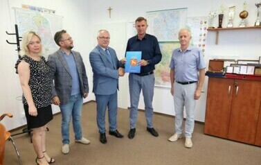 5. Strony umowy po jej podpisaniu