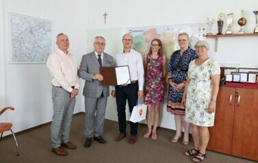 2. Powiarzenie obowiązk&oacute;w dyrektora Zespołu Szk&oacute;ł Nr 1 w Grajewie