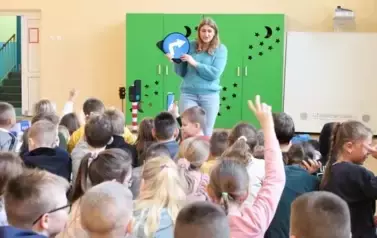 7. Nauka znak&oacute;w drogowych