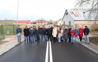 4. Wsp&oacute;lne zdjęcie uczestnik&oacute;w spotkania