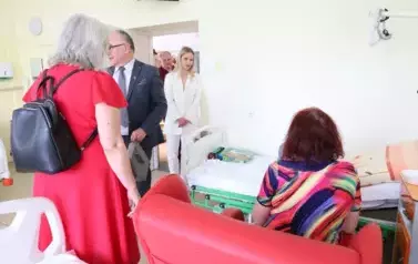 2. Odwiedziny w Szpitalu