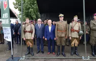 1. Waldemar Remfeld i Antoni Dudziński na Święcie 15GBZ
