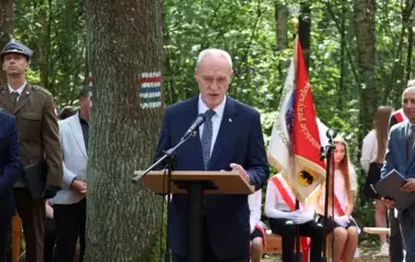 13. Senator Marek Komorowski