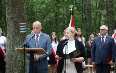 6. Prowadzący uroczystość