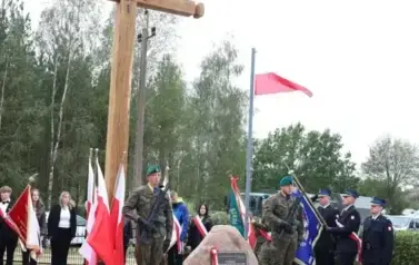 11. Miejsce pamięci w Kapicach