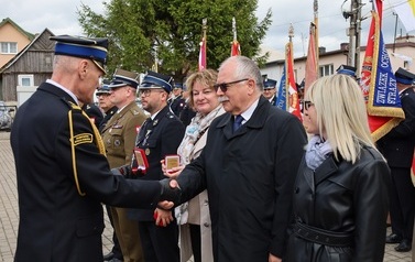 6. Wręczenie podziękowań