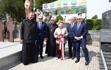 7. Odsłonięcie tablicy