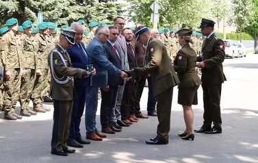 5. Wręczanie podziękowań