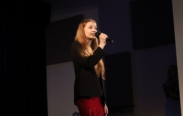 5. Występ solistki