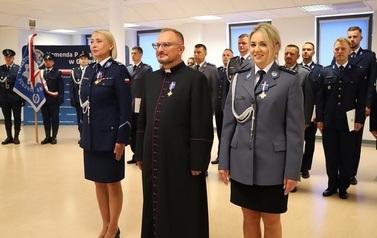 10. Odznaczeni
