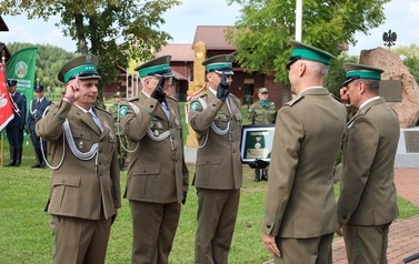 4. Wręczenie odznaczeń 