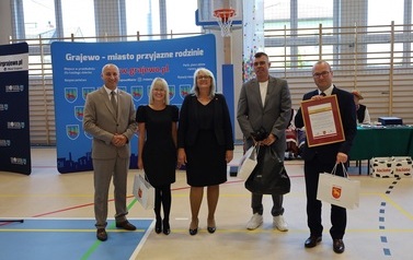 4. Wręczenie podziękowań 