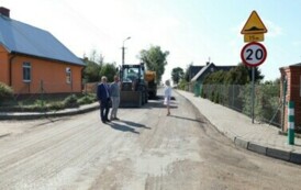 9. Przebudowa drogi w miejscowości Pieniążki