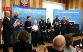 8. Podziękowania artystom muzycznym