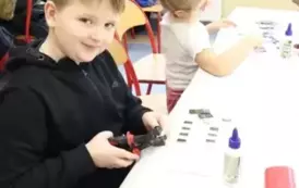 6. Praca z uśmiechem na twarzy