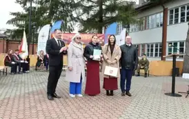 12. Kolejne wyr&oacute;znienia