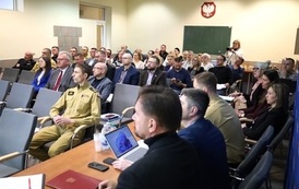 2. Przedstawiciele gmin, miast i ich jednostek organizacyjnych, służb i straży