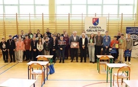 18. Wsp&oacute;lne zdjęcie uczestnik&oacute;w i organizator&oacute;w