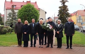 2. Przedstawiciele lokalnych samorząd&oacute;w