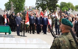 4. Przedstawiciele samorząd&oacute;w lokalnych i wojew&oacute;dzkich