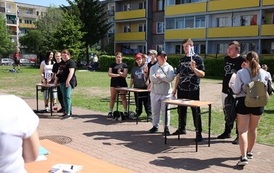 3. Uczniowie odpowiadają na pytania