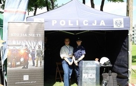 15. Stoisko grajewskiej Policji