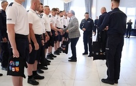 6. Wręczanie gadzet&oacute;w