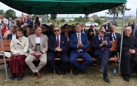5. Goście na uroczystości