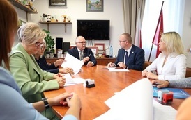 3. Przedstawiciele Powiatu Grajewskiego i Mista Grajewo