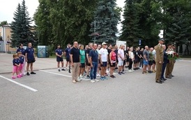 4. Przedstawiciele rumuńskicj Wojsk NATO i Klubu Sportowego Maratonka