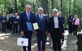 13. Podziękowania dla Dyrektora Oddziału IPN w Białymstoku