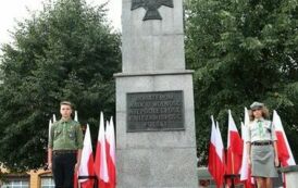 Pomnik na Placu Niepodległości