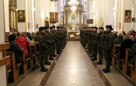 1. Msza św. w kościele pw. Tr&oacute;jcy Przenajświętszej