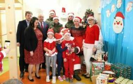 6. Wsp&oacute;lne zdjęcie z grupą piątą
