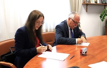 1. Dyrektor Zarządu Dr&oacute;g Powiatowych w Grajewie i Starosta Grajewski