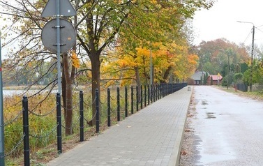 1. Nowy chodnik w Rajgrodzie