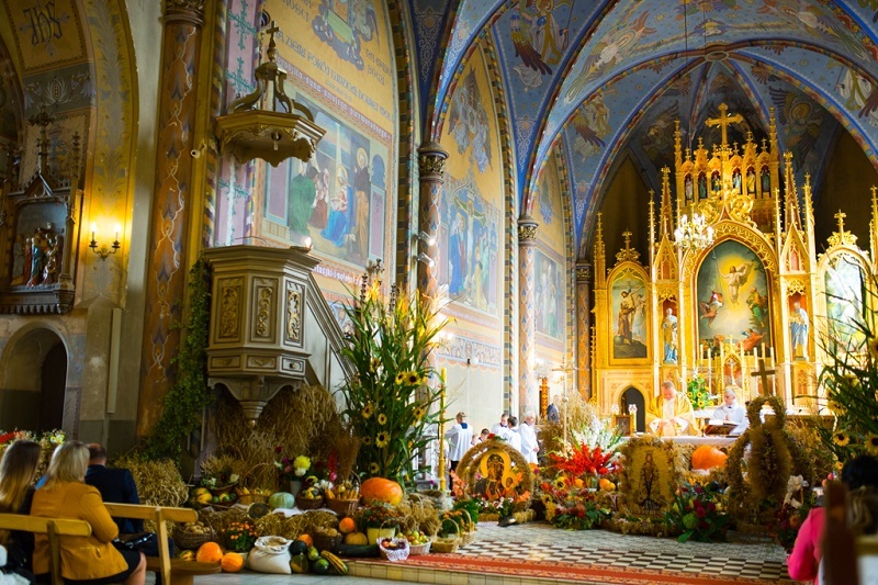 Zdjęcie wnętrza kościoła
