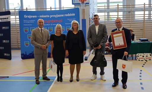 Otwarcie hali sportowej i boiska lekkoatletycznego przy Szkole Podstawowej nr 4 w Grajewie